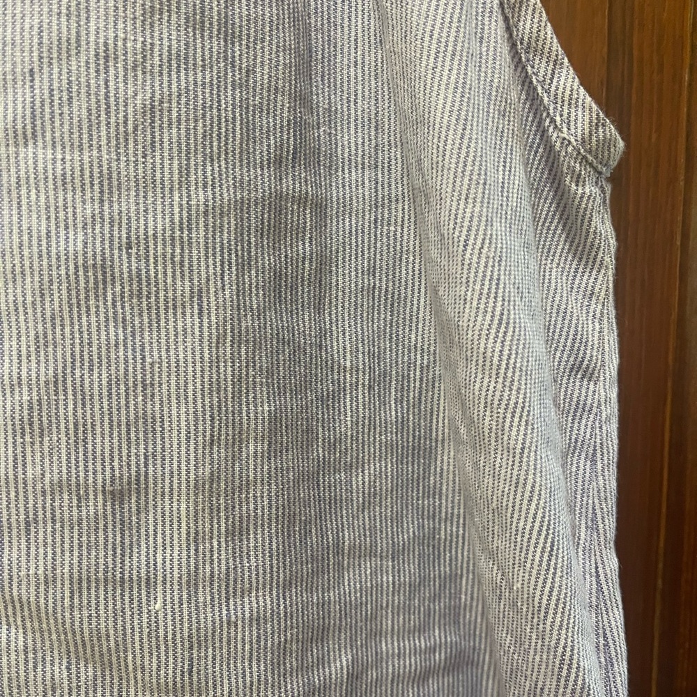 Flax Light Gray Sleeveless Tank Top - Picture 2 of 3